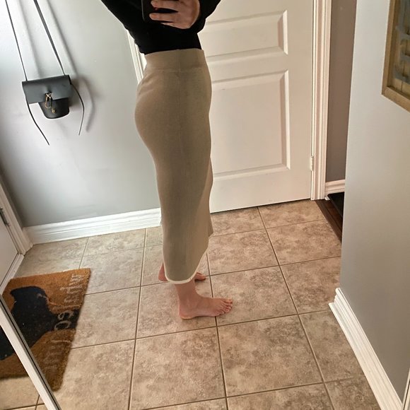 ANIMALE Cream/Beige Knit Skirt - Picture 3 of 8